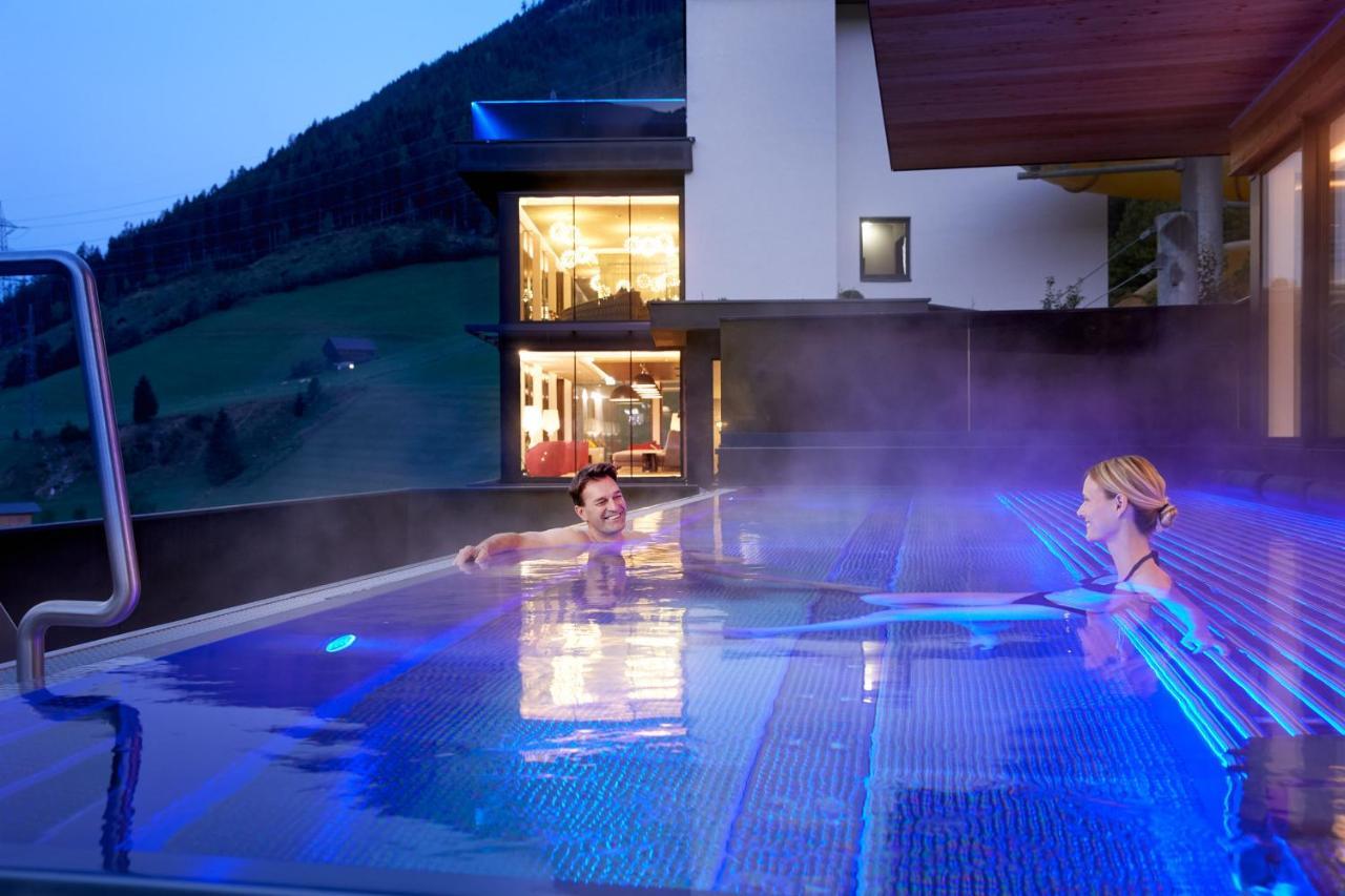 Almhof Family Und Wellness Resort Герлос Екстер'єр фото